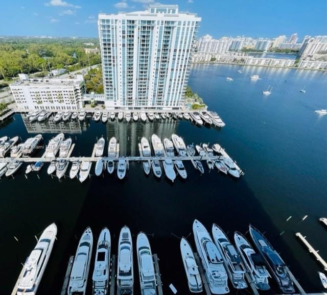 Listing photo 2 for 17211 Biscayne Blvd # Bs-15, North Miami Beach FL 33160