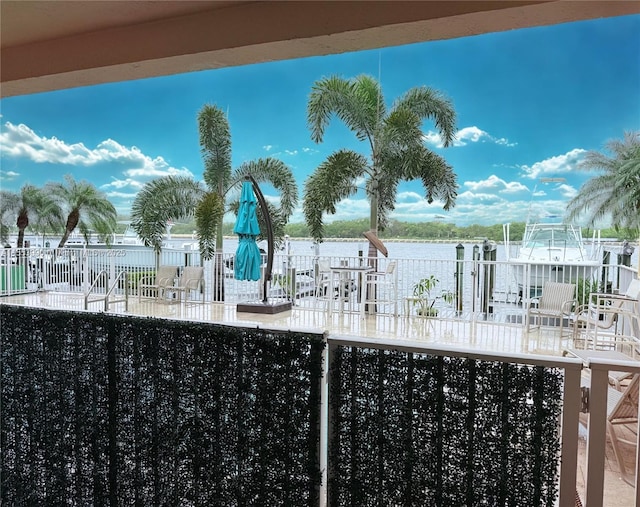 4234 N Ocean Dr, Hollywood, FL 33019 - view of patio / terrace