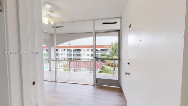 spare room featuring concrete flooring