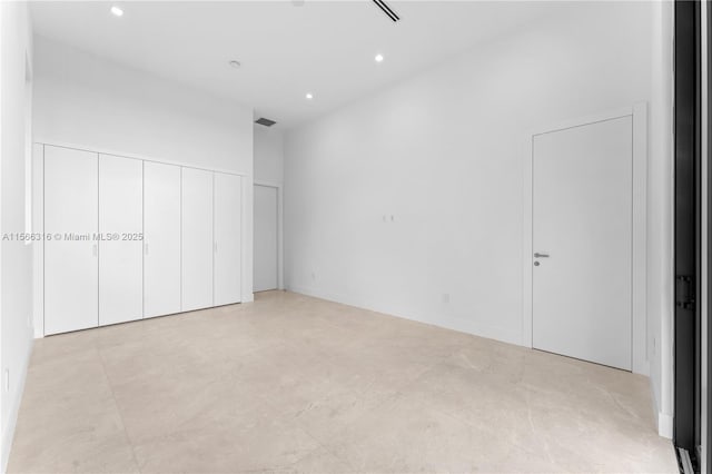 unfurnished bedroom with visible vents and recessed lighting