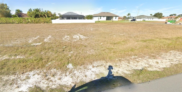 Listing photo 3 for 3723 SW 2nd St, Cape Coral FL 33991