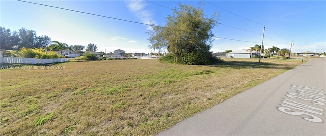 Listing photo 3 for 14 SW 33rd Pl, Cape Coral FL 33991