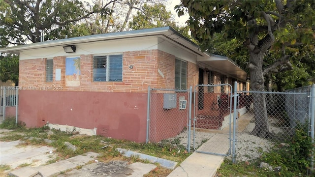 view of home's exterior