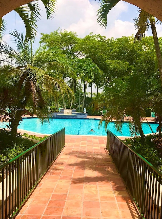 view of swimming pool