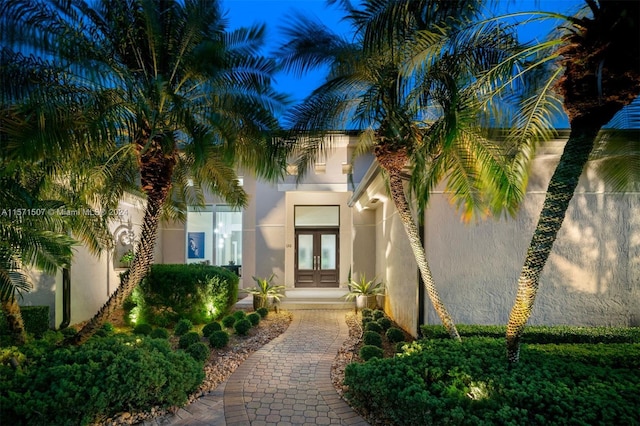 view of front facade featuring french doors