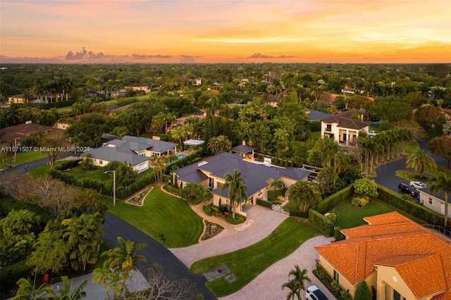 view of aerial view at dusk