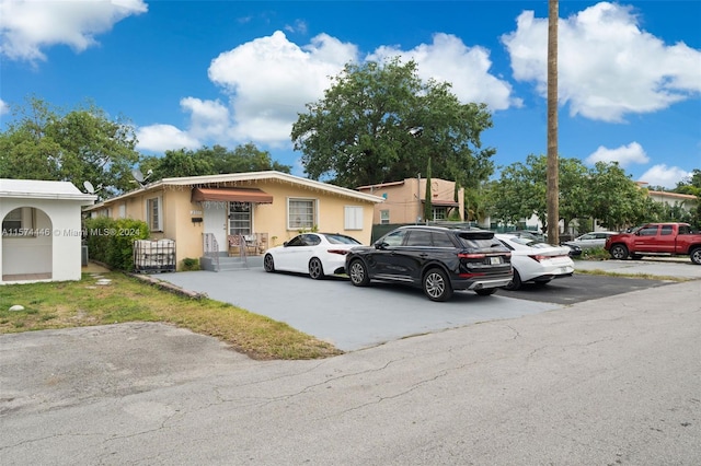 view of front of home