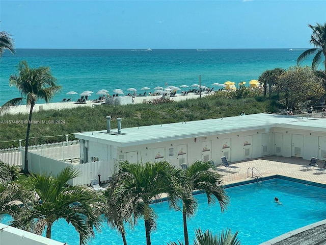 view of water feature