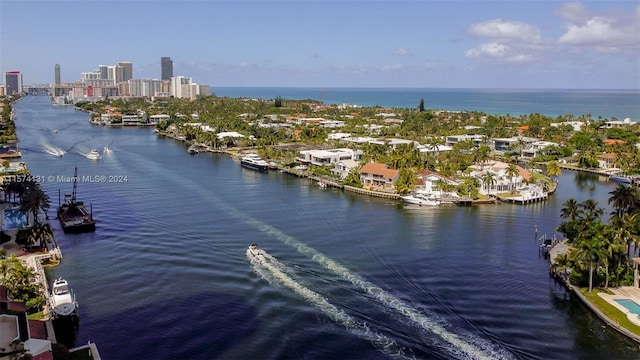 bird's eye view featuring a water view