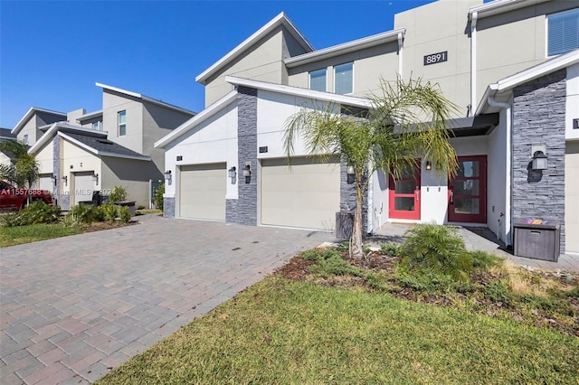 view of front of home featuring a garage