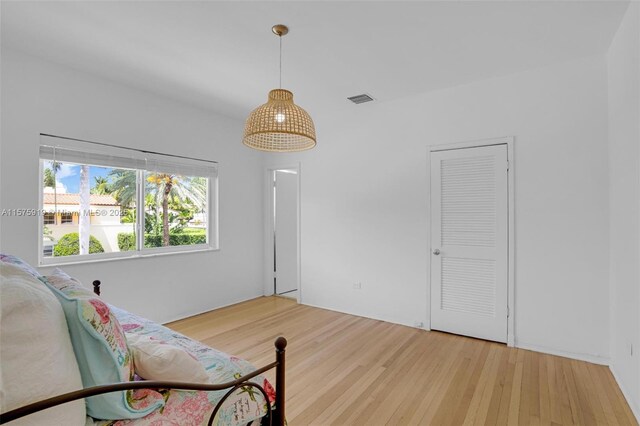 sitting room featuring hardwood / wood-style floors