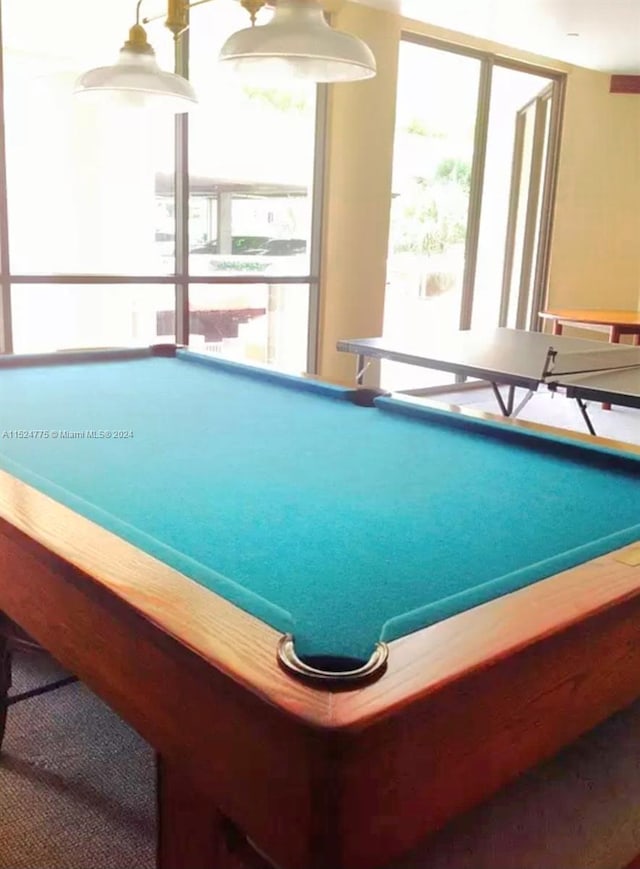 playroom featuring a healthy amount of sunlight, billiards, and carpet flooring