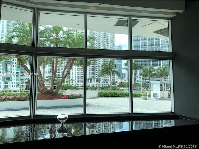325 NE Biscayne Blvd Unit 1923, Miami, FL 33131 - photo 44