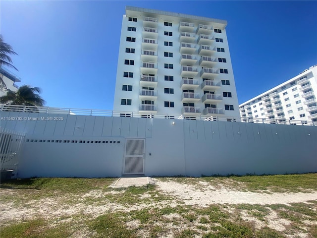 345 Ocean Dr Unit 307, Miami Beach, FL 33139 - photo 46