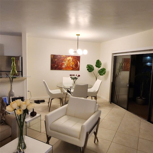 living room featuring tile flooring and a notable chandelier