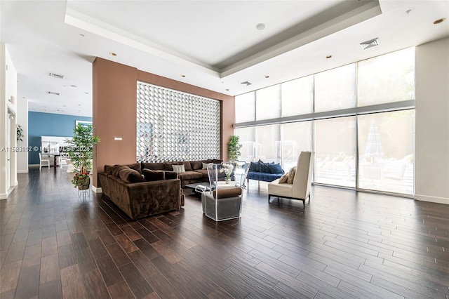 18800 NE 29th Ave Unit 520, Aventura, FL 33180 - building lobby with expansive windows
