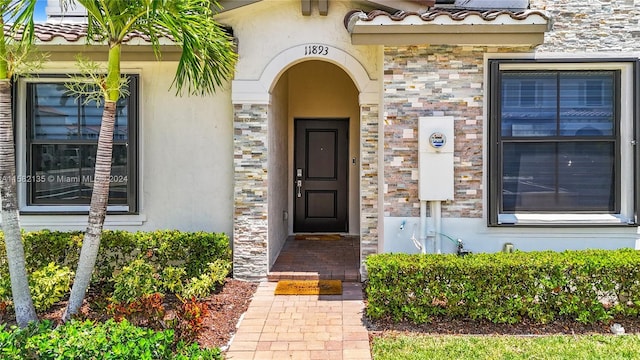 view of entrance to property