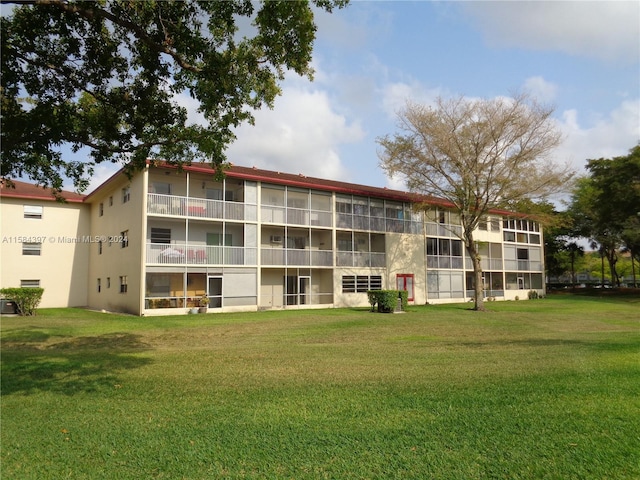 view of building exterior