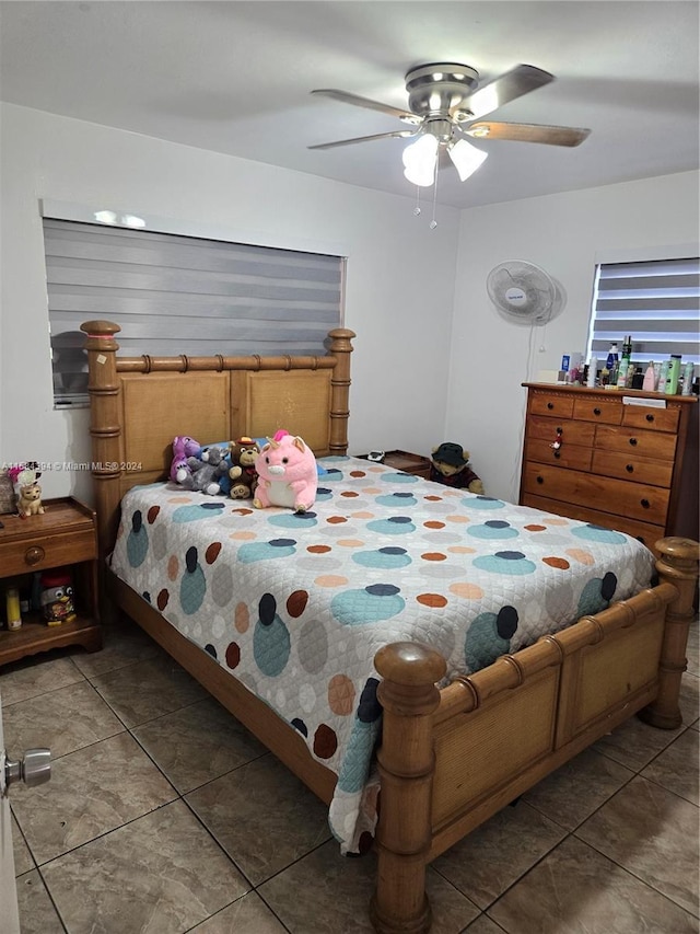 bedroom with ceiling fan