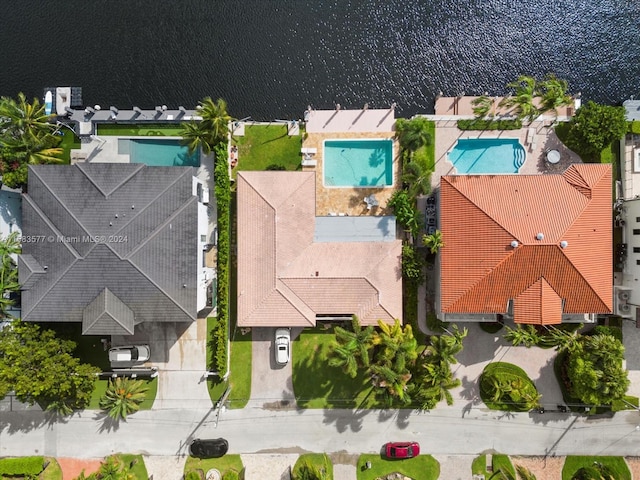 bird's eye view featuring a water view