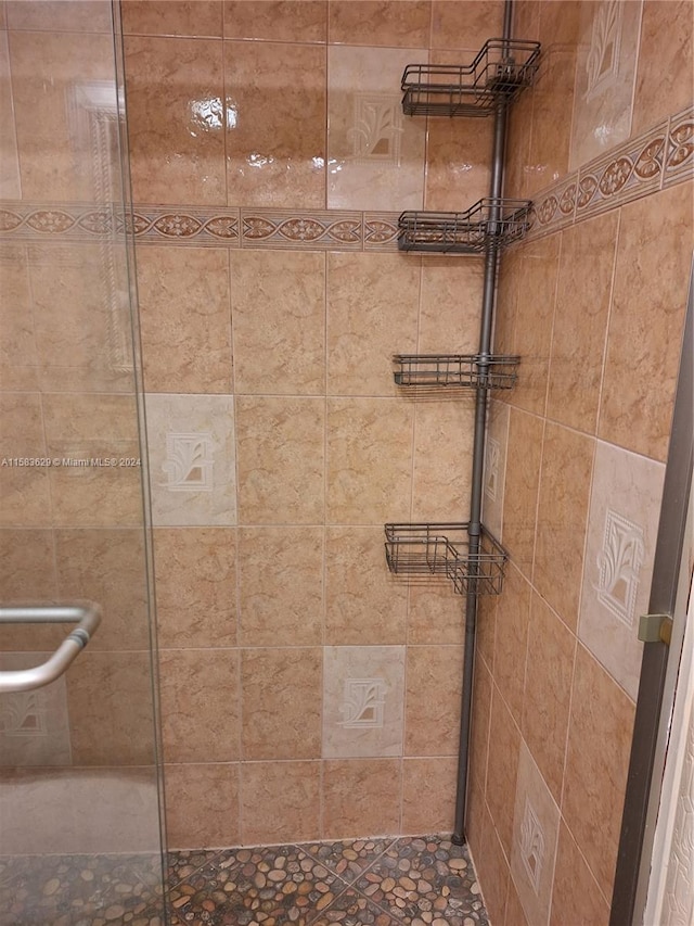 bathroom with walk in shower