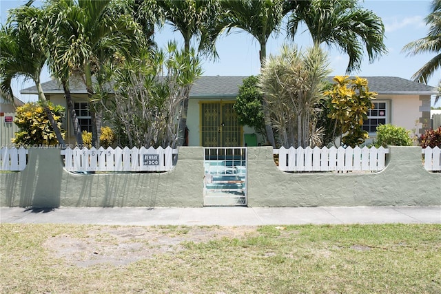 view of front of home