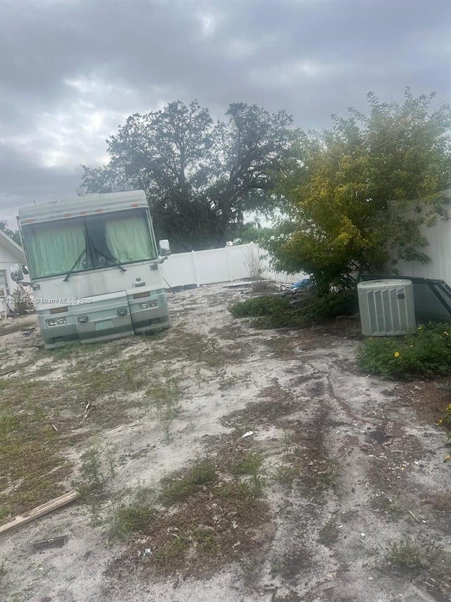 view of yard with cooling unit