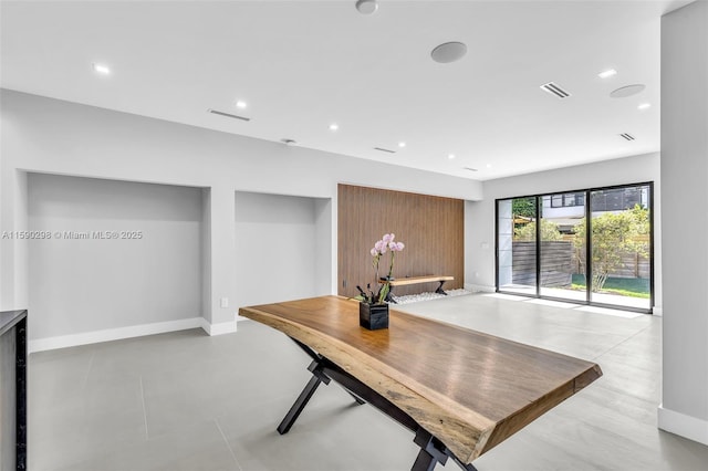 808 SW 9th St Unit 808-B, Fort Lauderdale, FL 33315 - dining room featuring baseboards and recessed lighting