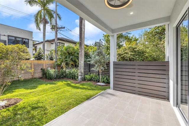 808 SW 9th St Unit 808-B, Fort Lauderdale, FL 33315 - fenced backyard with a patio