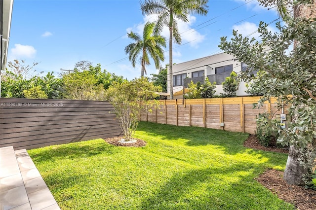 808 SW 9th St Unit 808-B, Fort Lauderdale, FL 33315 - view of fenced backyard