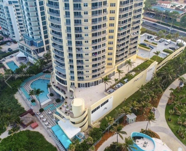 17375 Collins Ave Unit 705, Sunny Isles Beach, FL 33160 - photo 3