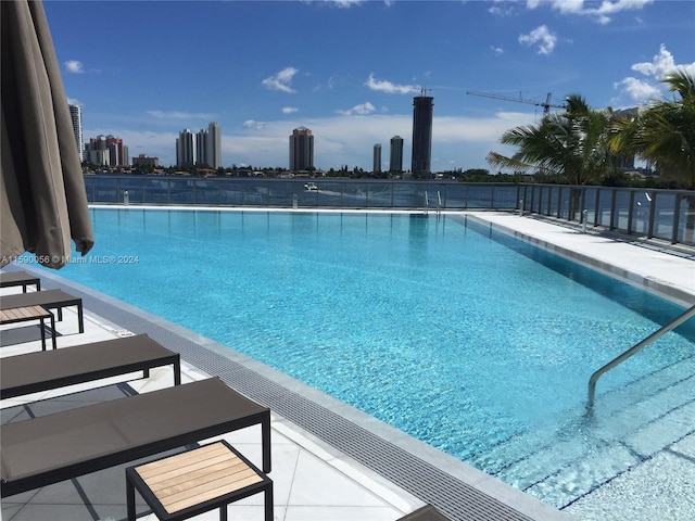 view of swimming pool