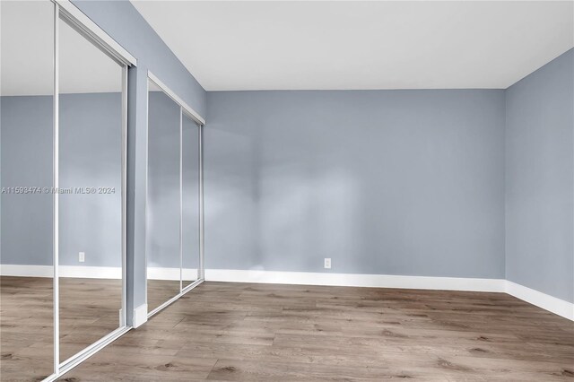 spare room featuring tile patterned floors