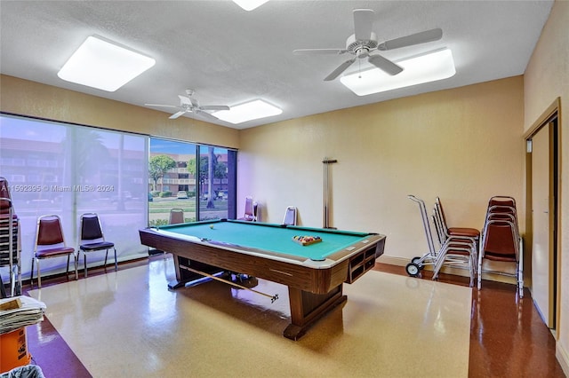 playroom with a textured ceiling, billiards, and ceiling fan