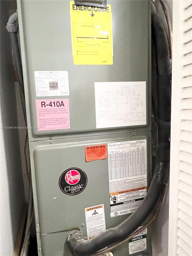 utility room featuring heating utilities