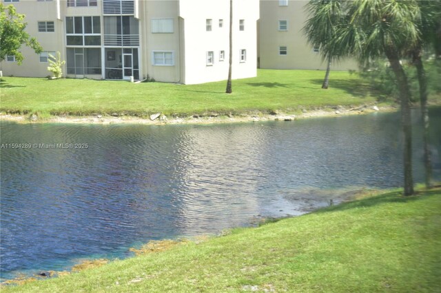 3051 E Sunrise Lakes Dr Unit 211, Sunrise, FL 33322 - photo 31