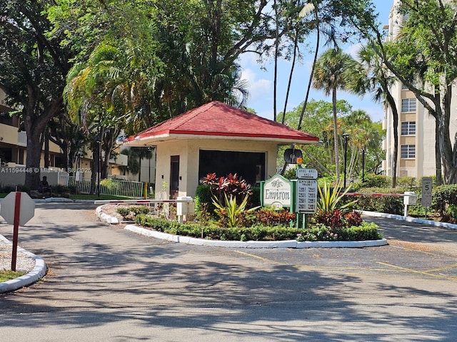 6921 Environ Blvd Unit 4N, Lauderhill, FL 33319 - view of property's community with a garage