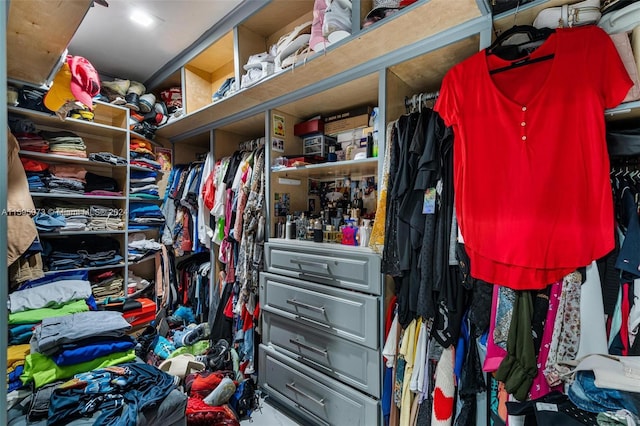 1651 NW 111th St, Miami, FL 33167 - view of walk in closet