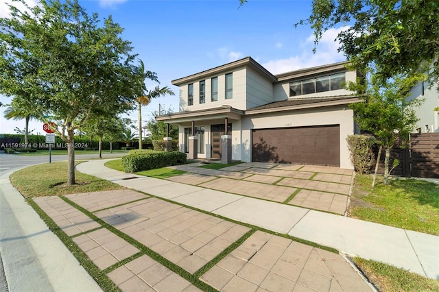 view of front facade featuring a garage