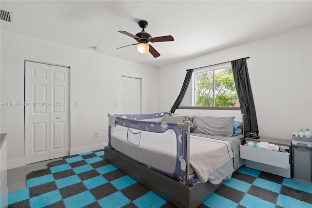 bedroom with ceiling fan