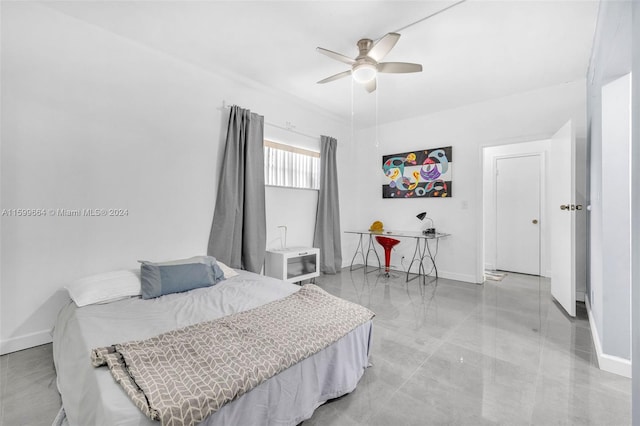 bedroom featuring ceiling fan