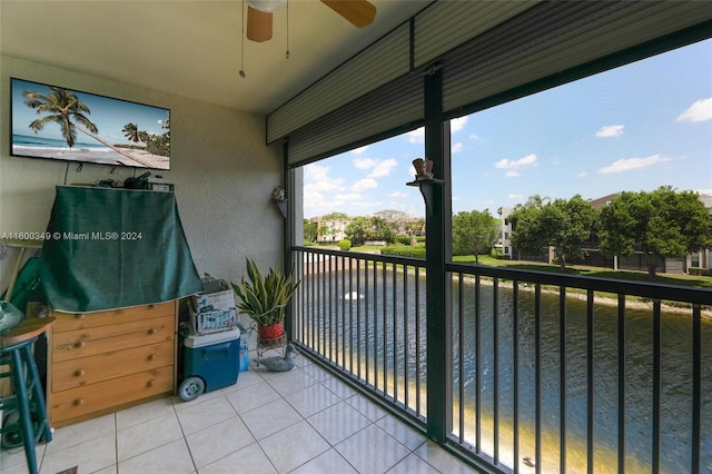 balcony with ceiling fan