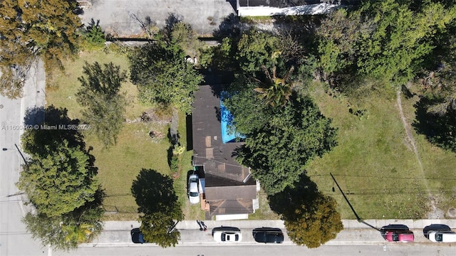 Listing photo 3 for 3373 Thomas Ave, Miami FL 33133