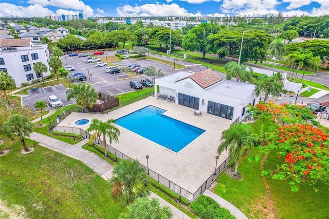 view of swimming pool