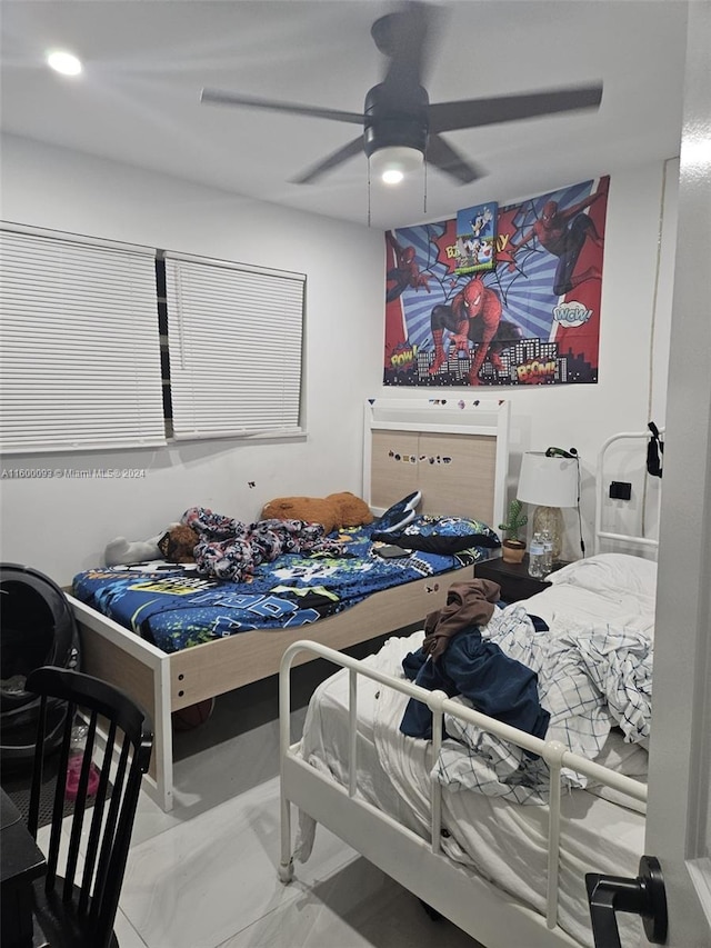 bedroom featuring a ceiling fan