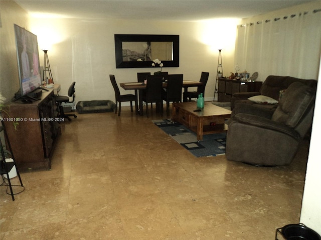 11855 NE 19th Dr Unit 5, North Miami, FL 33181 - view of living area