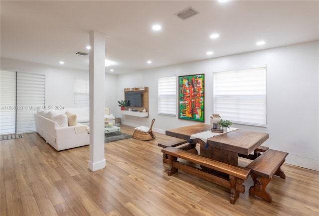 dining room with light hardwood / wood-style floors