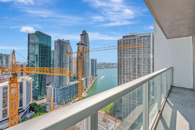 55 SE 6th St Unit 3903, Miami FL, 33131, 2 bedrooms, 2 baths condo for sale