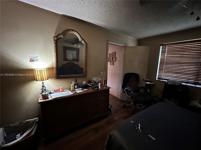 bedroom featuring a textured ceiling