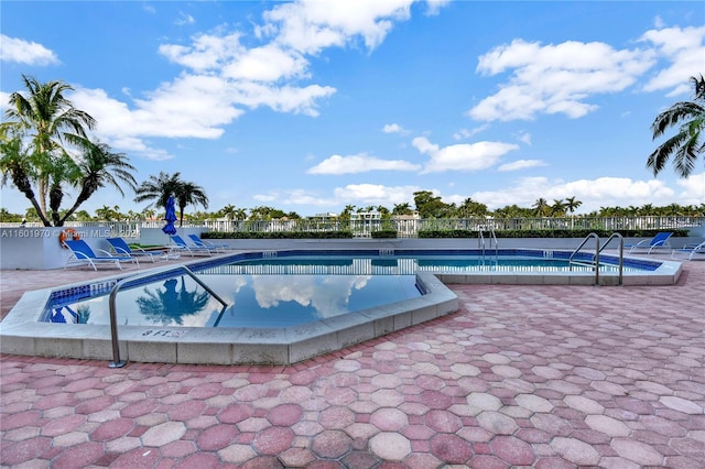 view of swimming pool